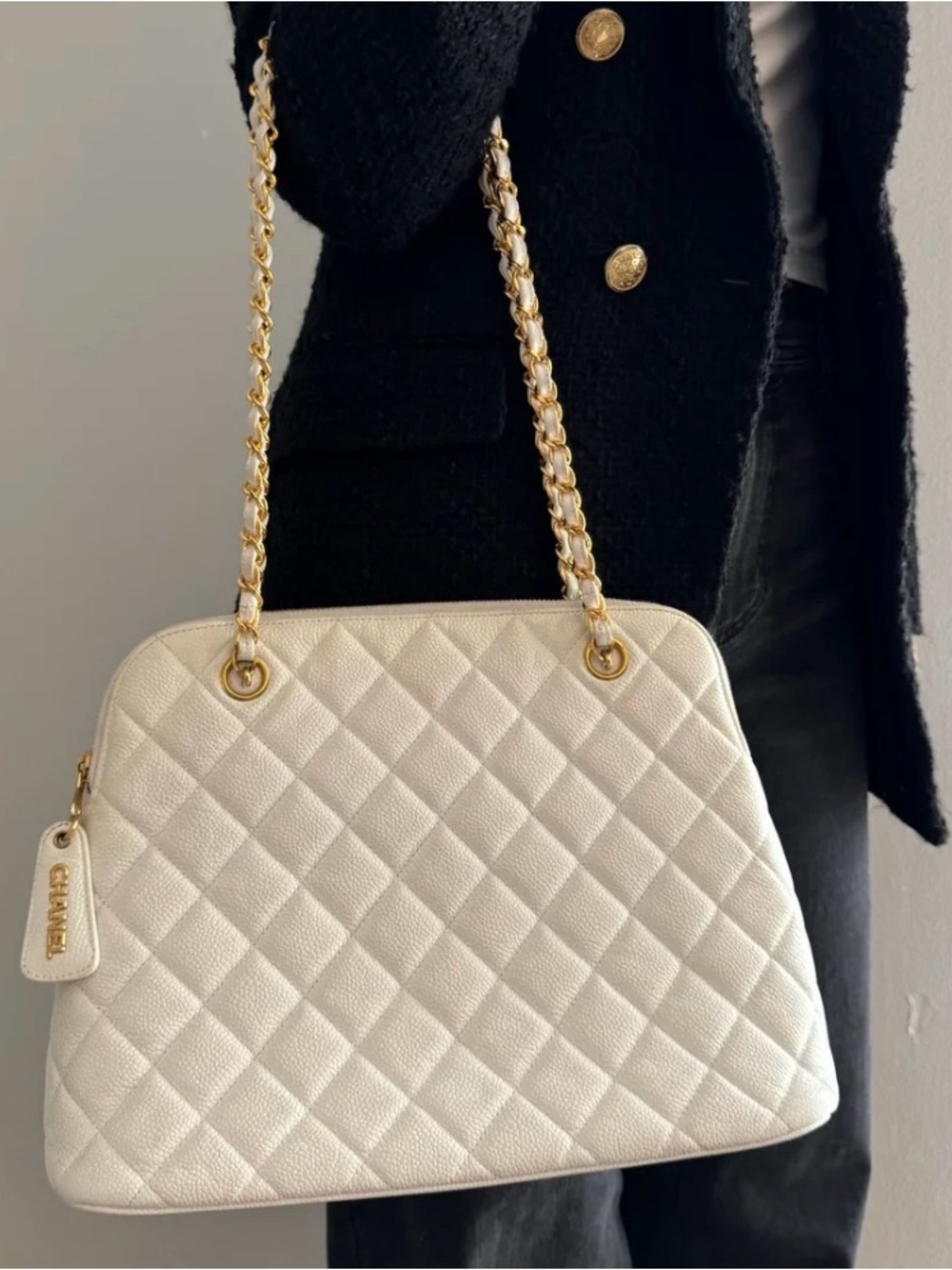 Vintage Chanel Matelasse Chain Shoulder Bag Caviar White